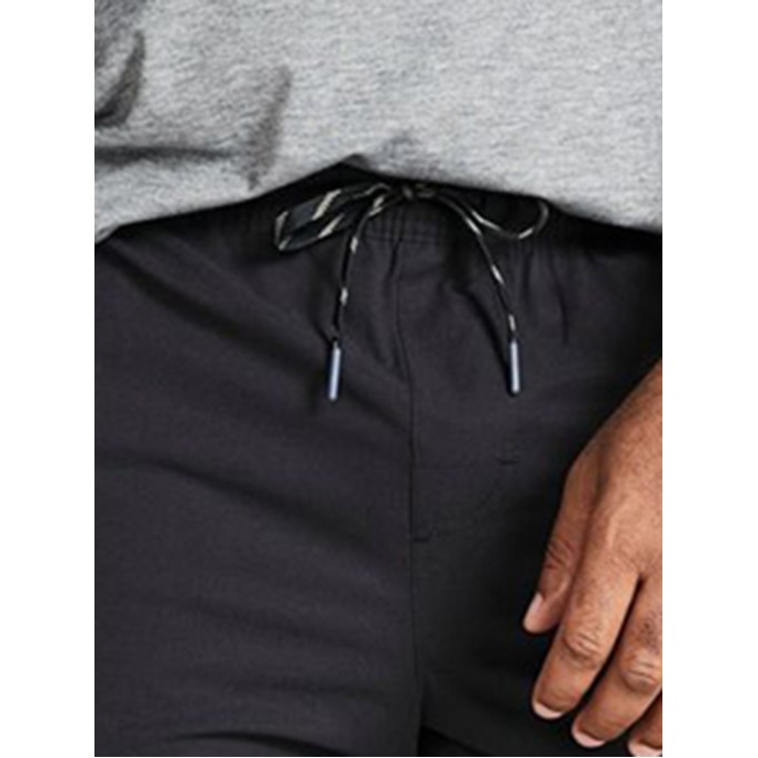 Men's wrinkle resistant twill cotton pants